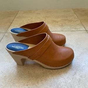 Swedish Hasbeen Slip in Clogs